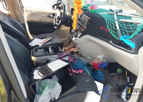 2020 Chrysler Pacifica Touring L from USA, damaged, VIN 2C4RC1BG6LR278524